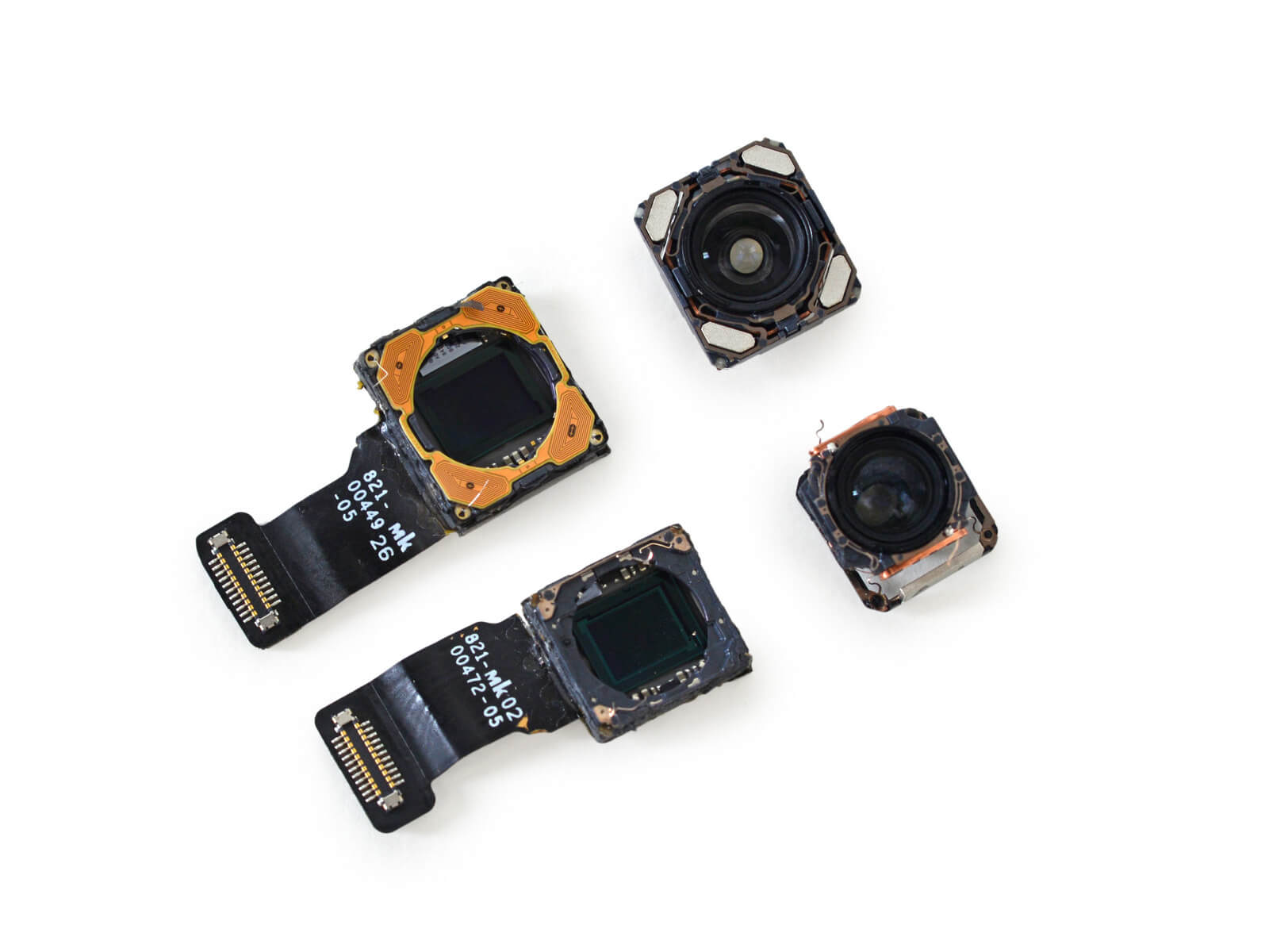 iphone-7-plus-disassembled-camera